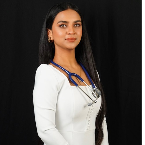 Dr Priyanka Manwar