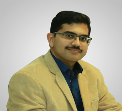 Best Doctor for piles treatment